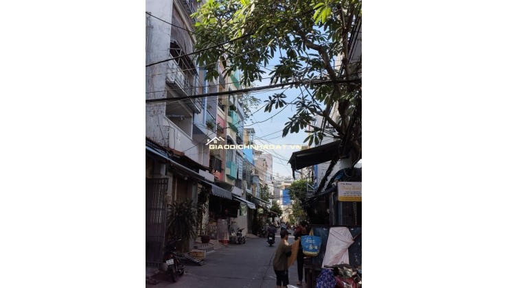 CẦN BÁN NHÀ CĂN GÓC 2 MẶT TIỀN KINH DOANH P.HÒA BÌNH